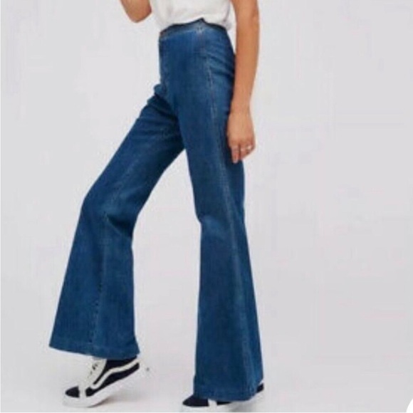 Free People Ray of Sunshine Flare Jeans in Dark Blue - Picture 2 of 10